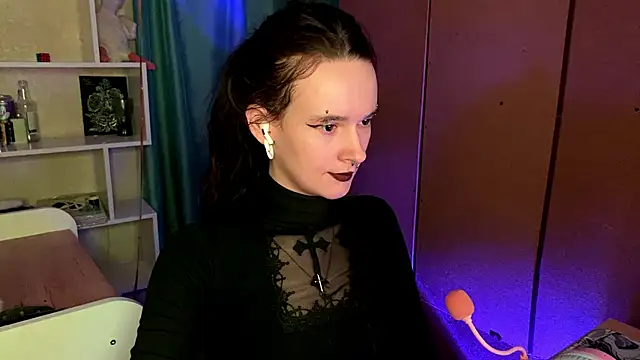 MabelDefina online show from March 16, 11:03 am