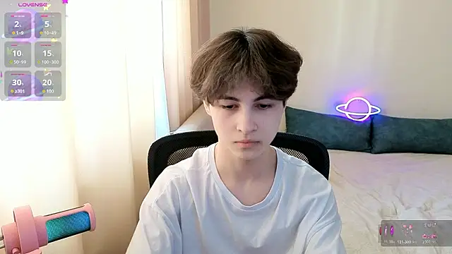  LukaHayes  online show from March 23, 12:20 pm