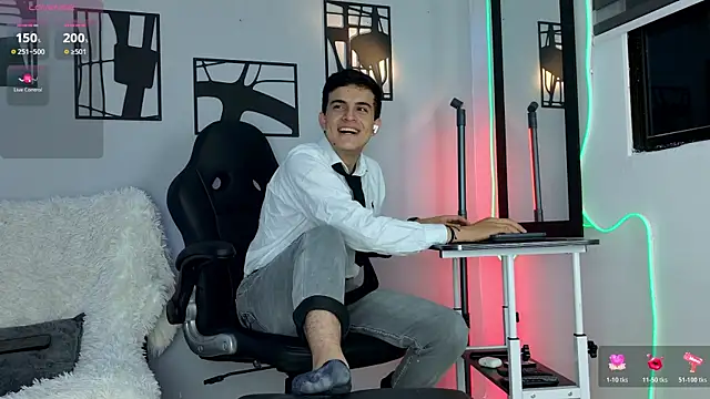 nico pelusa online show from March 5, 10:44 am