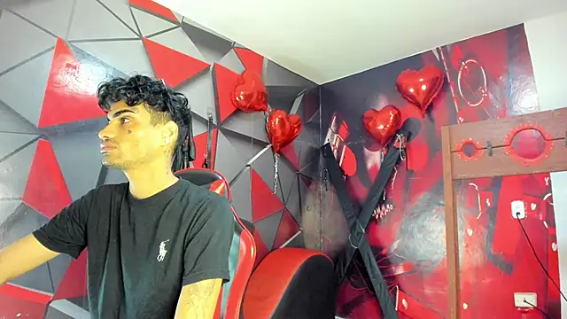 Snapshot of Gay_Red_Room chatting on February 21, 2:56 am Gay Red Room online show from February 21, 2:56 am