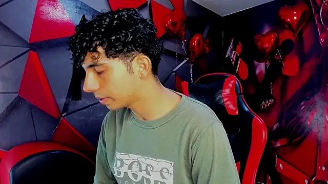 Snapshot of Gay_Red_Room chatting on February 27, 3:06 am Gay Red Room online show from February 27, 3:06 am