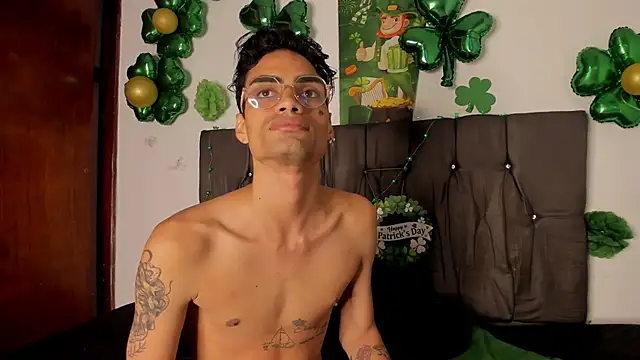 Gay Red Room online show from March 28, 3:06 am