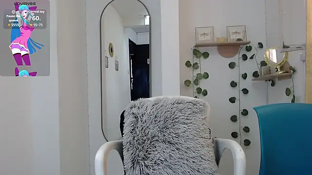 Snapshot of dark_dreams_ chatting on July 7, 8:35 pm dark dreams online show from July 7, 8:35 pm