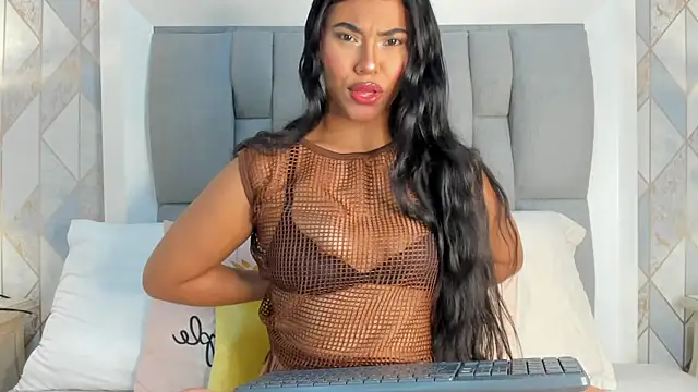 Snapshot of kendall_queen__ chatting on February 24, 11:52 am kendall queen online show from February 24, 11:52 am