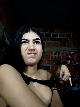 Julianiss online show from February 17, 8:22 am