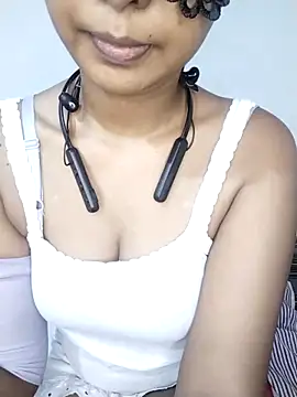 Snapshot of ASHANYA_JAYASOORIYA chatting on April 20, 5:21 am ASHANYA JAYASOORIYA online show from April 20, 5:21 am