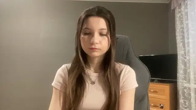 LunnaBliss online show from February 19, 3:08 pm