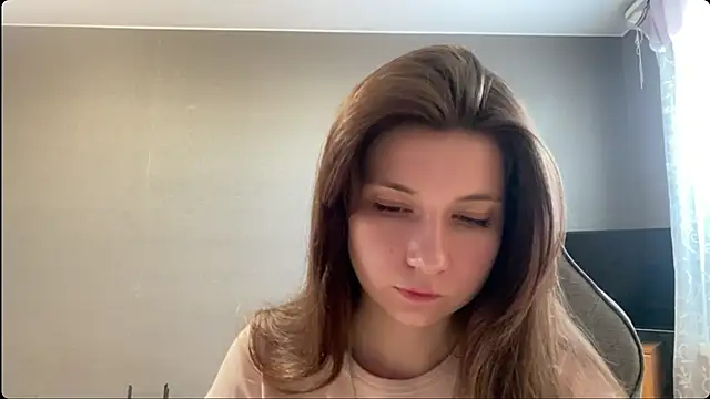 Snapshot of LunnaBliss chatting on May 20, 3:51 pm LunnaBliss online show from May 20, 3:51 pm