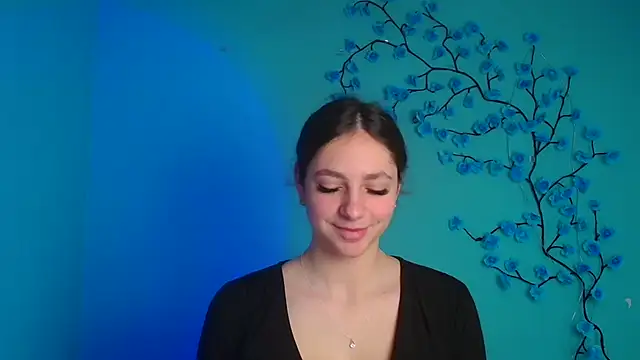 KissMeJulia online show from April 9, 5:29 am