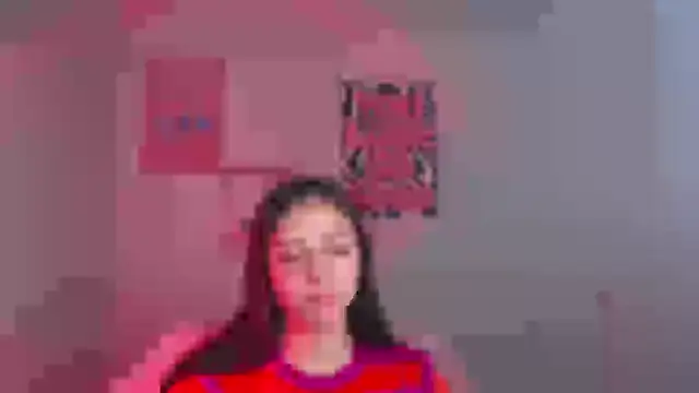 KissMeJulia online show from April 18, 5:44 am