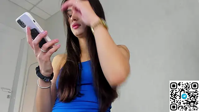 Adele Lanea online show from April 8, 8:47 am