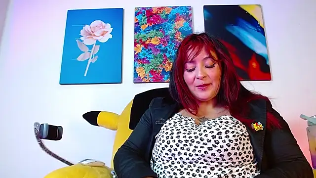 Snapshot of Zoeblacky chatting on February 24, 10:46 am Zoeblacky online show from February 24, 10:46 am