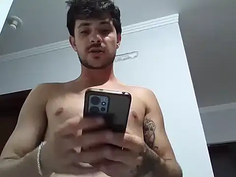 machodotado97 online show from February 24, 11:25 pm