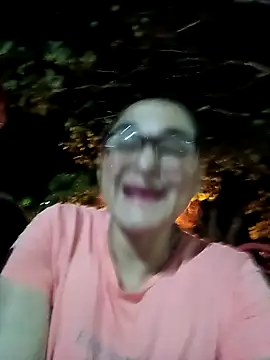 pareja latina2214 online show from March 17, 1:10 am