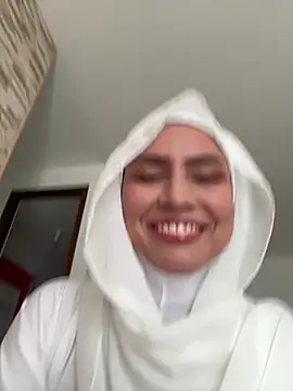 Darsha Khemu online show from May 30, 8:50 pm