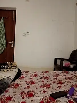 cute girl 29 online show from April 5, 4:48 pm