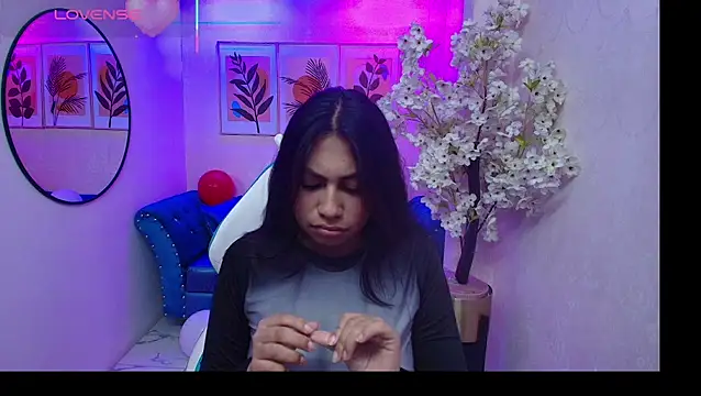 Snapshot of Miia__collins chatting on February 23, 12:24 pm Miia collins online show from February 23, 12:24 pm