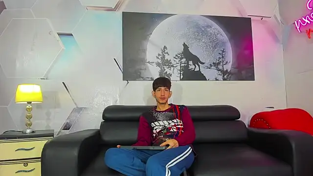 Spicy guys online show from April 16, 1:12 pm