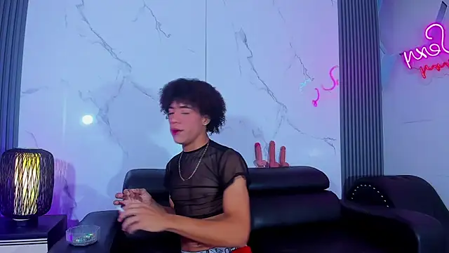 Spicy guys online show from May 12, 1:08 pm