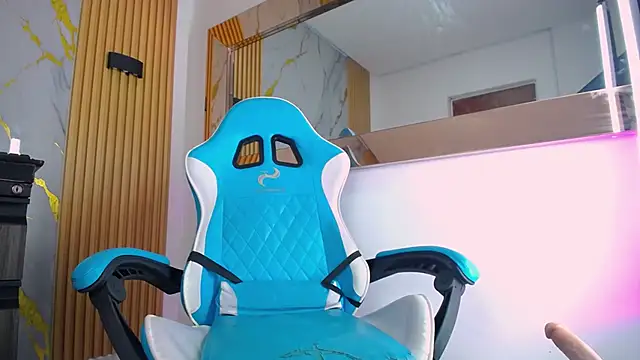 Jasmine Jones7 online show from March 28, 7:08 am