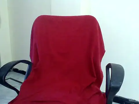 Snapshot of Angel_honeybear_143 chatting on June 19, 6:18 am Angel honeybear 143 online show from June 19, 6:18 am