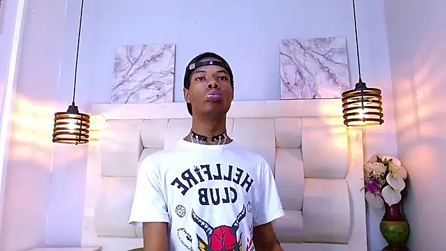 Santiago Ortiz  online show from April 10, 6:56 pm