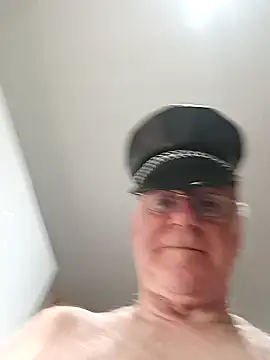 olivbisoumis online show from April 16, 5:08 am