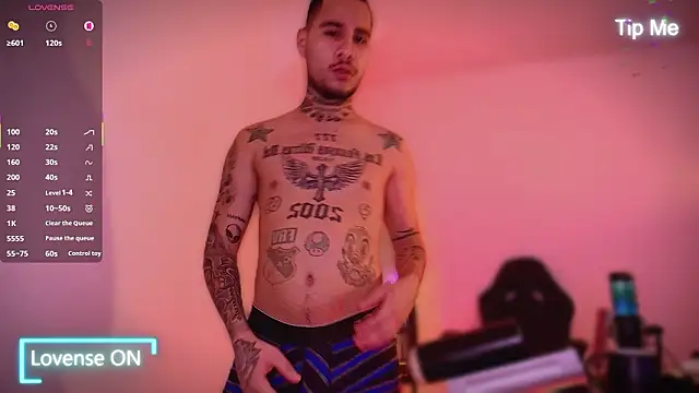 Snapshot of king_of_desire chatting on March 3, 11:05 am king of desire online show from March 3, 11:05 am