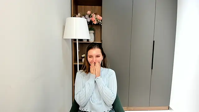 Snapshot of AshelyPeakes chatting on February 19, 5:03 am AshelyPeakes online show from February 19, 5:03 am