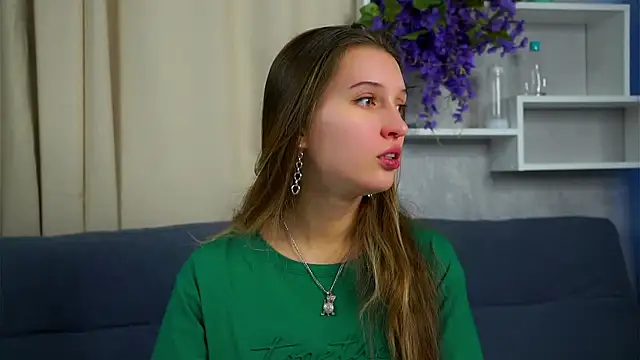 Snapshot of AshelyPeakes chatting on February 28, 1:06 am AshelyPeakes online show from February 28, 1:06 am