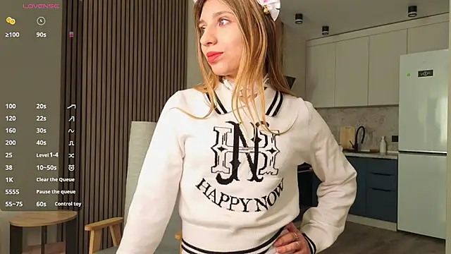 SuAvison online show from March 24, 11:04 am