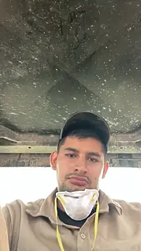 Snapshot of walterktm chatting on February 25, 9:24 pm walterktm online show from February 25, 9:24 pm