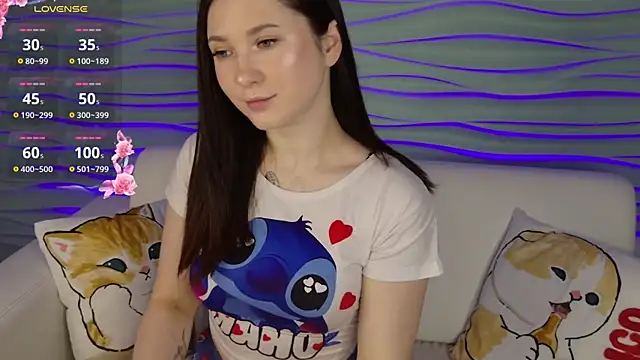 Snapshot of Tiny_BunnyX chatting on February 26, 6:23 am Tiny BunnyX online show from February 26, 6:23 am