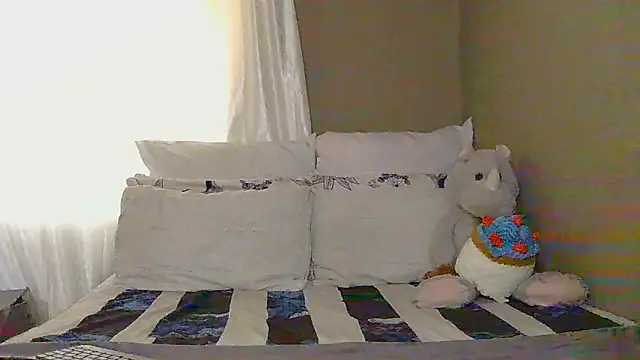 Snapshot of EBONYDEEVA68 chatting on February 26, 8:46 am EBONYDEEVA68 online show from February 26, 8:46 am