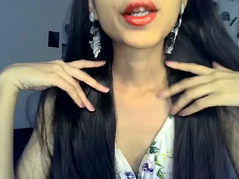 Snapshot of SIKSHA_SINGH chatting on February 25, 5:50 am SIKSHA SINGH online show from February 25, 5:50 am