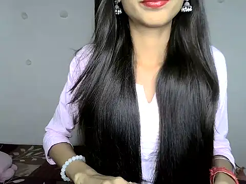 Snapshot of SIKSHA_SINGH chatting on May 17, 6:15 pm SIKSHA SINGH online show from May 17, 6:15 pm
