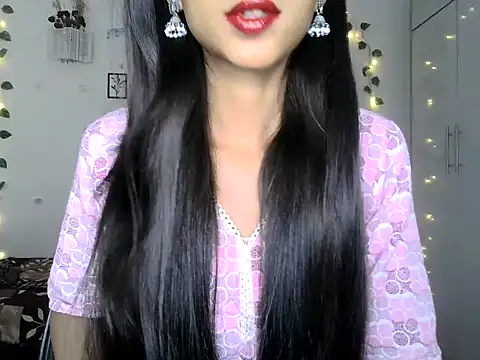 Snapshot of SIKSHA_SINGH chatting on May 31, 2:02 pm SIKSHA SINGH online show from May 31, 2:02 pm