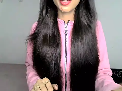 SIKSHA SINGH online show from July 10, 8:22 pm