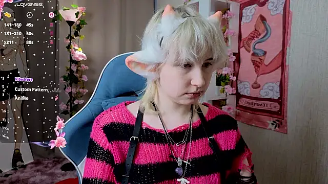 May leaf online show from February 27, 1:38 am