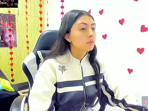 Snapshot of angell_cooper8 chatting on March 3, 12:00 pm angell cooper8 online show from March 3, 12:00 pm