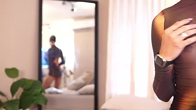 Luxa Velvet online show from April 8, 1:00 pm