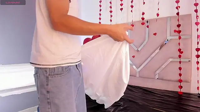 Snapshot of Angel_Lux chatting on February 25, 7:01 pm Angel Lux online show from February 25, 7:01 pm