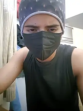 peanutbutteater online show from March 25, 9:15 am