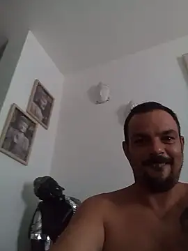 Snapshot of morenitoymorena chatting on July 13, 9:45 am morenitoymorena online show from July 13, 9:45 am