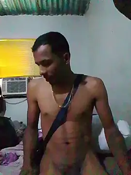 Snapshot of blackhot22c chatting on April 25, 5:54 pm blackhot22c online show from April 25, 5:54 pm