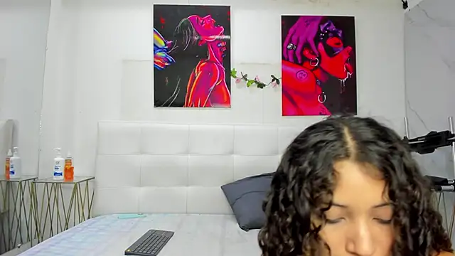 ahsly78Bryan online show from March 6, 9:44 pm