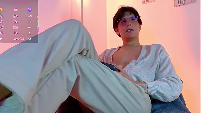 lui x dust online show from March 14, 3:56 am