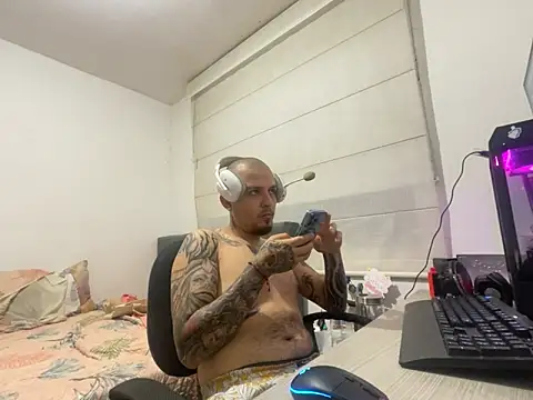 Maximo Garcia17 online show from February 21, 2:01 am