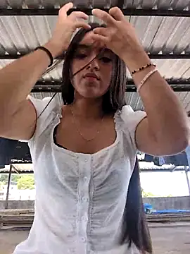 DulceCaroX online show from March 24, 7:08 pm