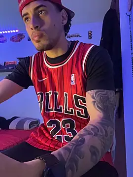 TOMAS CONOR online show from April 23, 9:28 pm